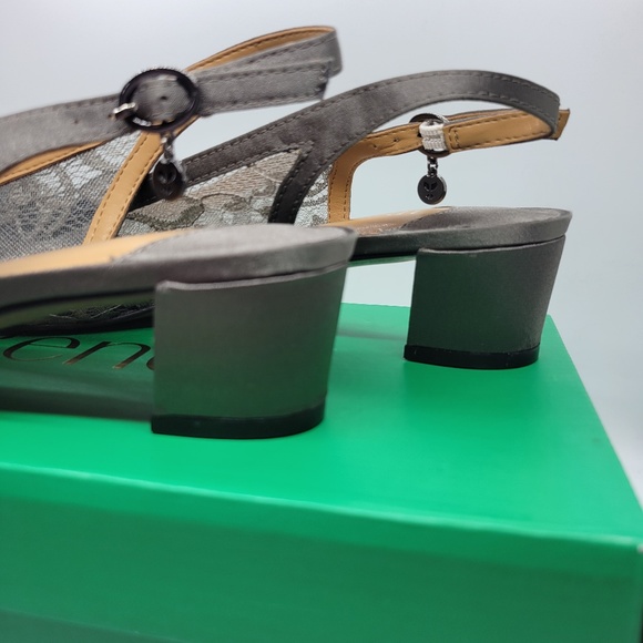 J. Renee Women's Faleece Lace/Satin Pumps Dark Gray 10.5M Block Heel - Picture 13 of 13